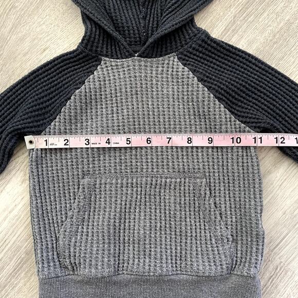 Cat & Jack 2-piece waffle sweatshirt and jogger pants set in Gray 18M - Picture 2 of 10